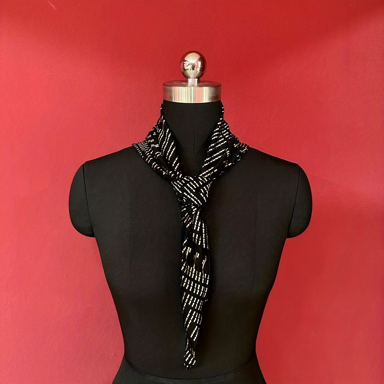 Women's multi-purpose scarves are handmade gold hot hair accessories