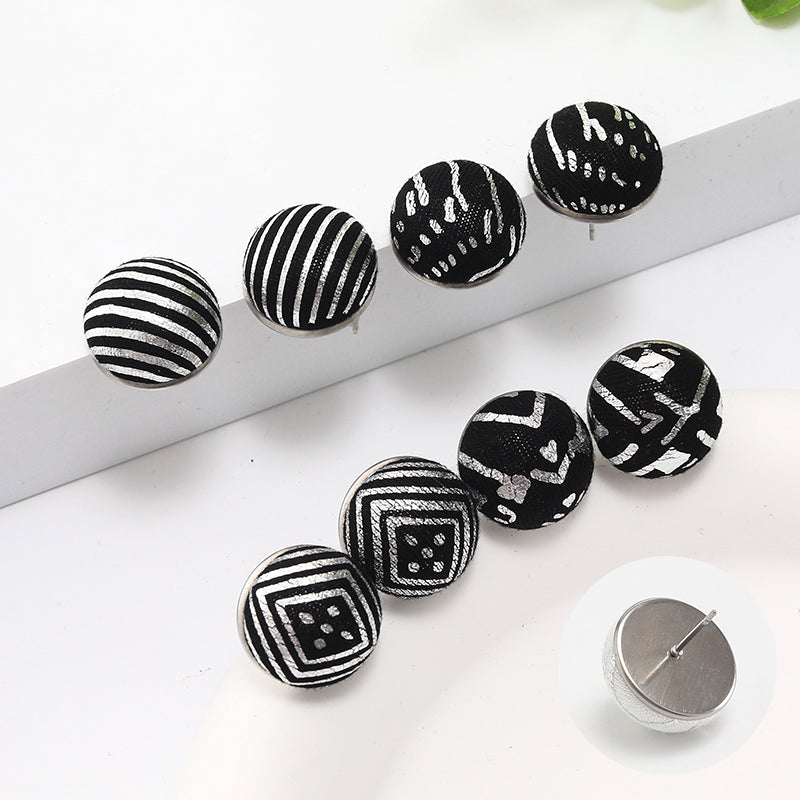 8 pieces of Bohemian retro original pure handmade jewelry accessories Fashion multi-colored pattern brooch for women
