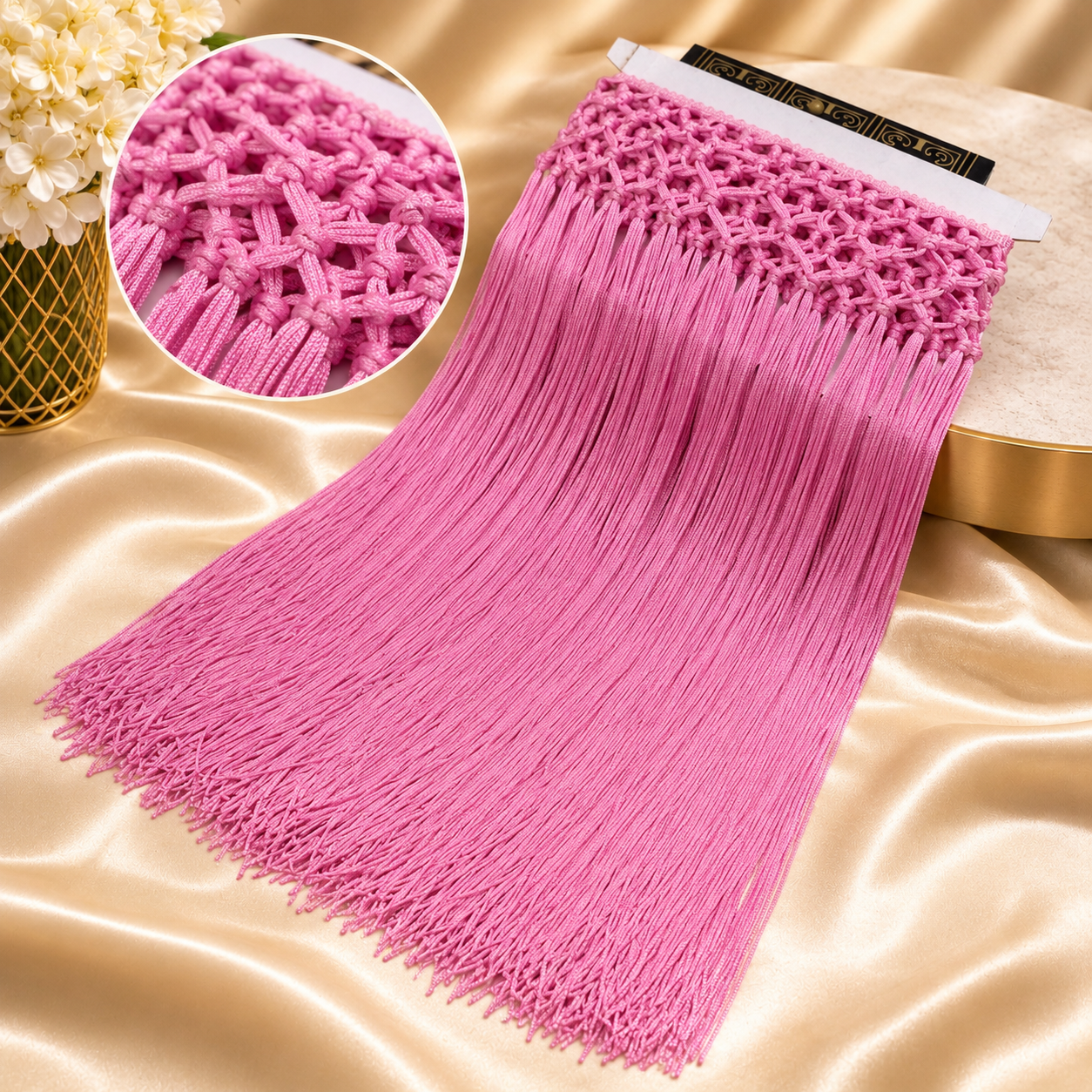 Handmade high-waisted scarf, dance-style high-waisted towel, equipped with 50-centimeter tassels and four rows of knots. The finished length is 38 centimeters. When rotated, it presents a rich and fashionable tassel effect.