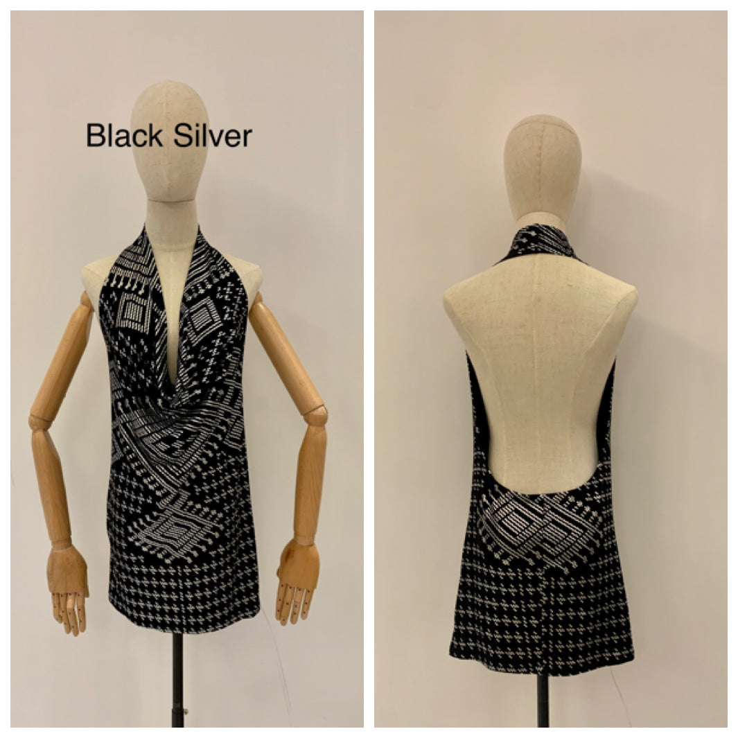 Dress with bare back Faux Assuit foil print